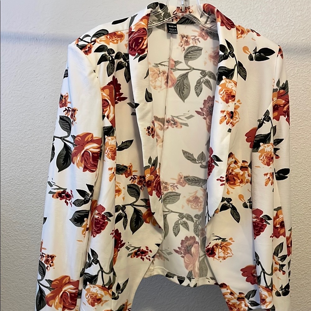Floral Print Women's Suit Jacket and Pants - Picture 5 of 9